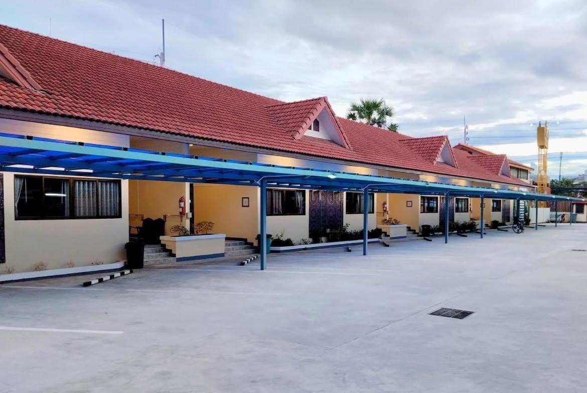 โรงแรมบ้านจันทร์ฉาย หัวหิน ภายนอก รูปภาพ